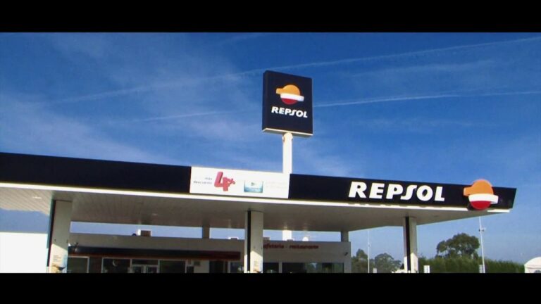 Gasolinera Repsol 24 horas: Servicio de combustible disponible todo el día